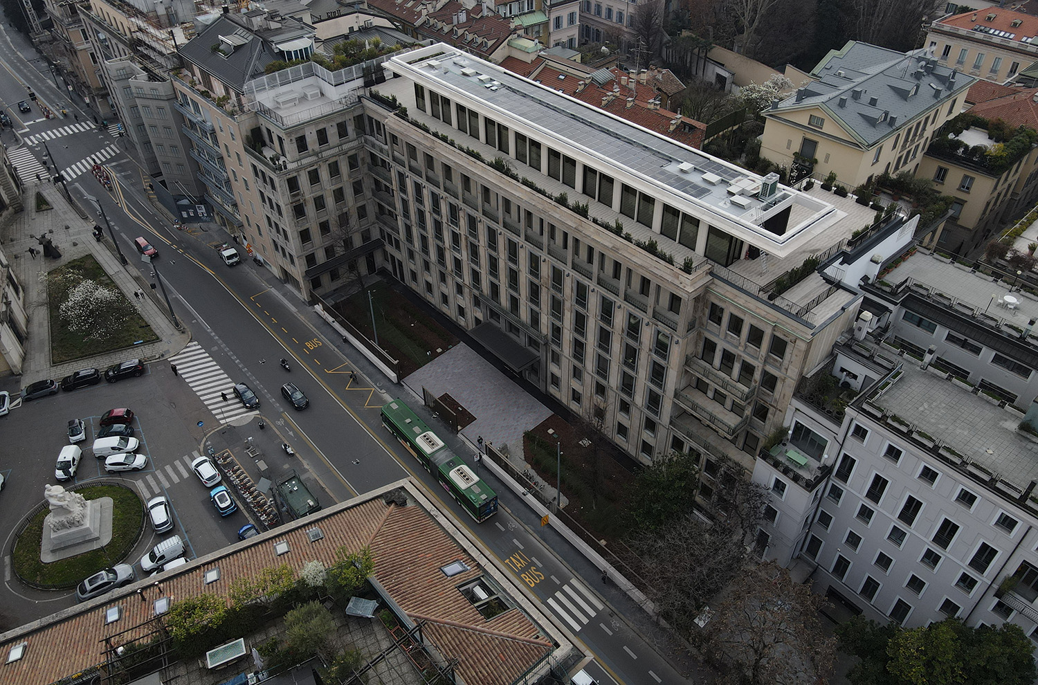 VIA DELLA SPIGA (69)